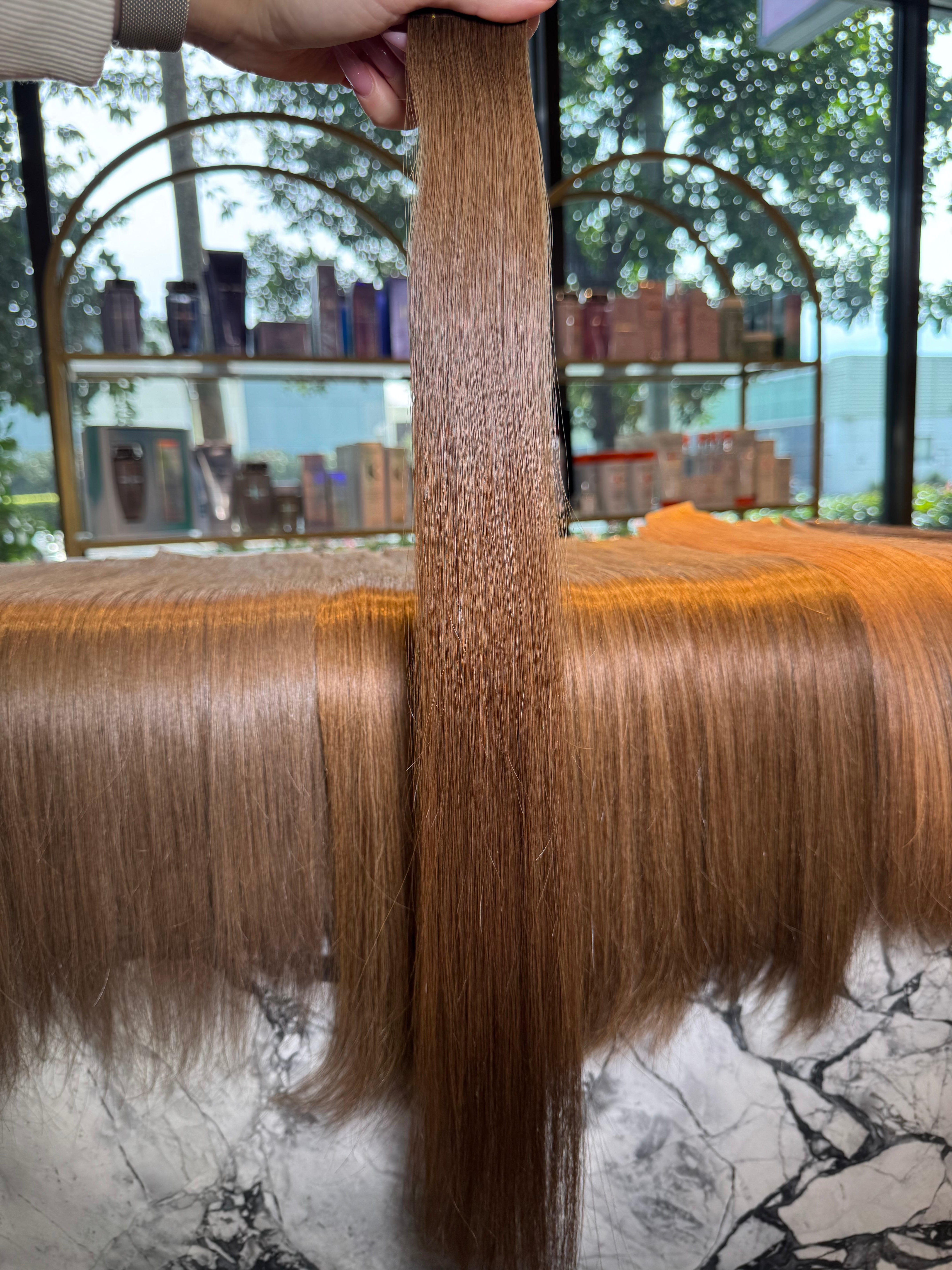 Tape Hair Extensions - 22” 25g